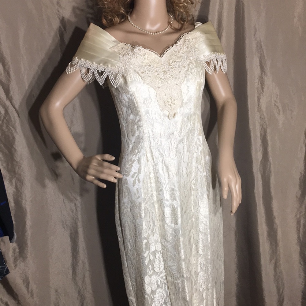 Michaelangelo bridal/brides maid dress size 3-4